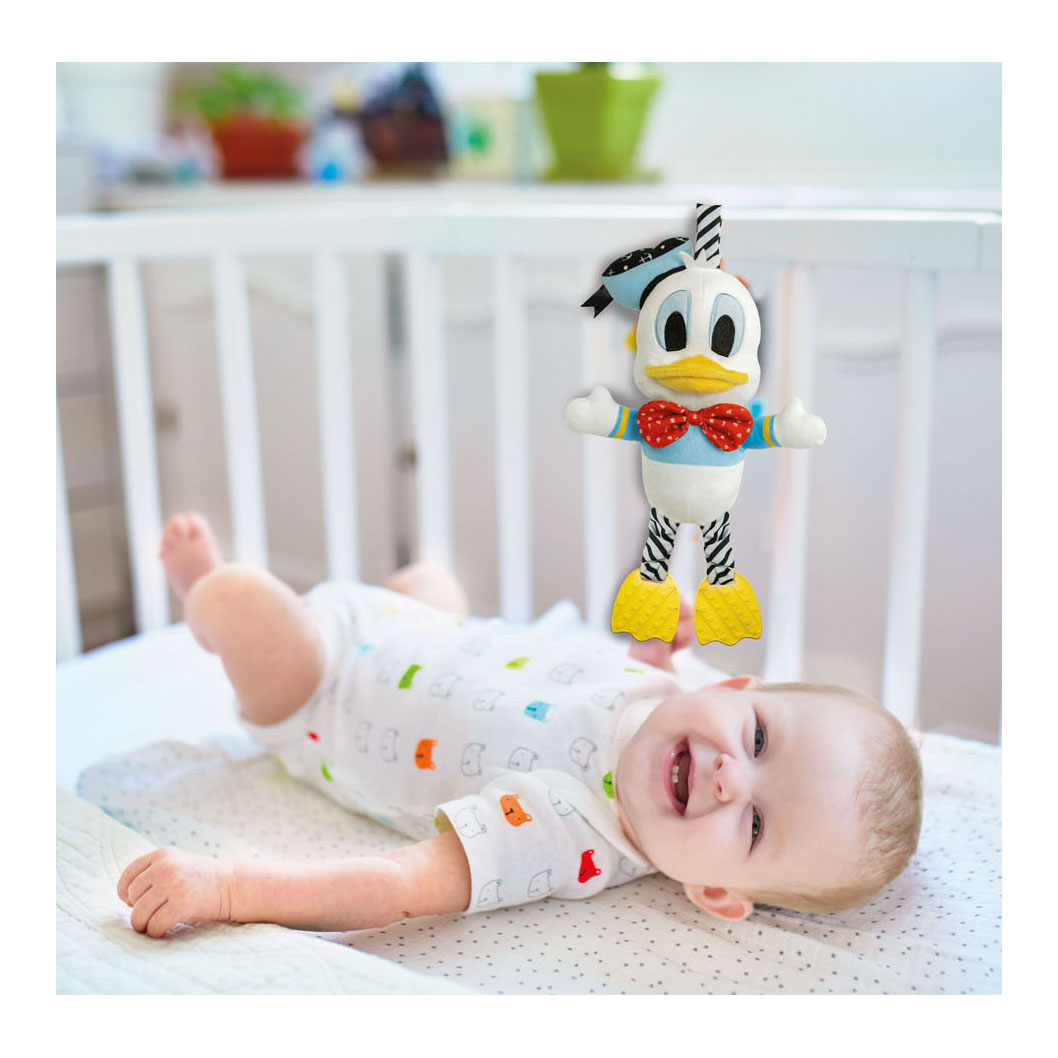 Clementi Donald Duck Activity Hug