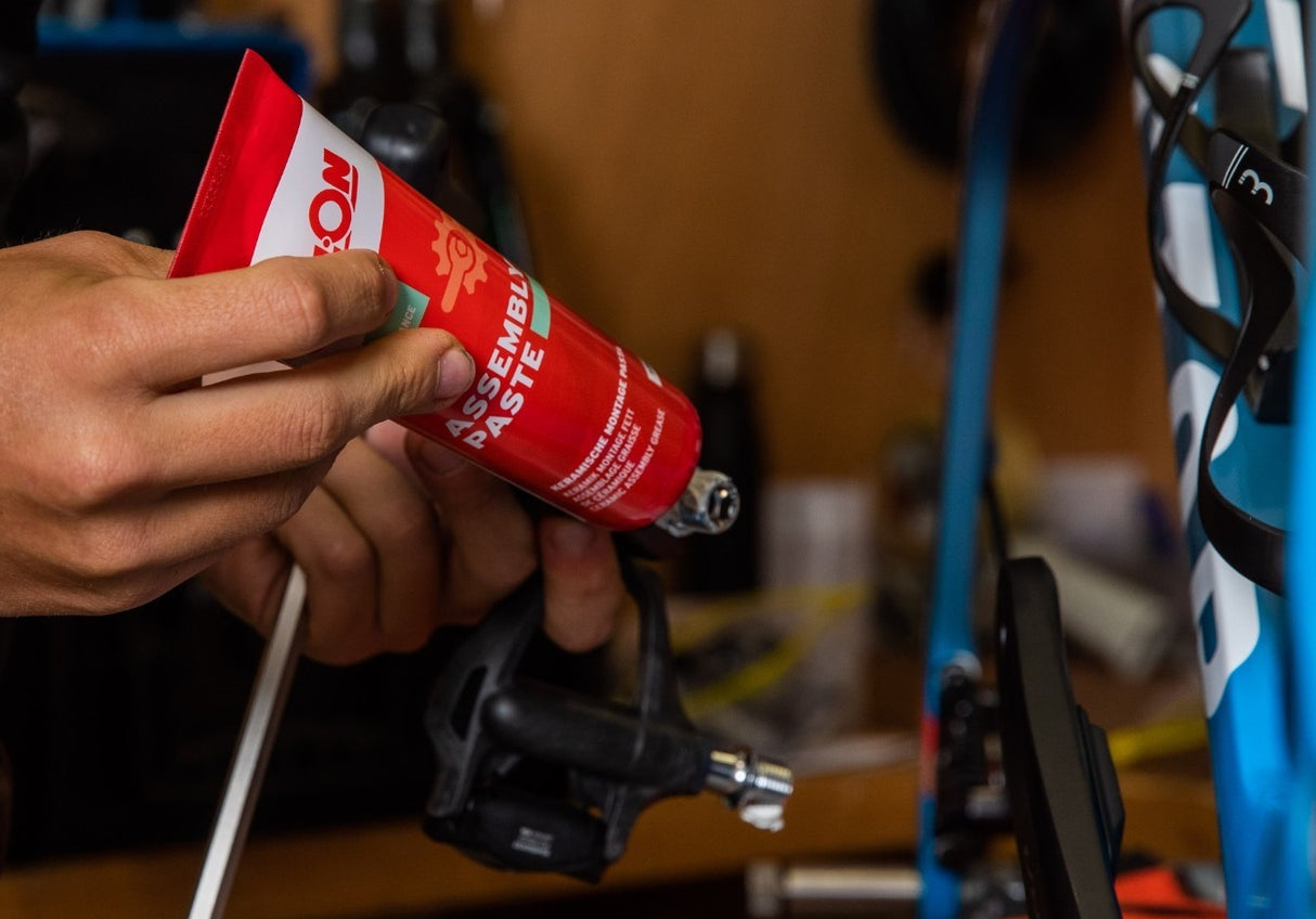 Cyclon Assembly Paste trubice 150 ml (v blistrovém balení)