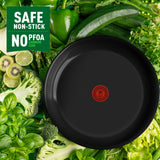 Tefal Cookware Tefal Renew Black Frying Pan 24 cm černá