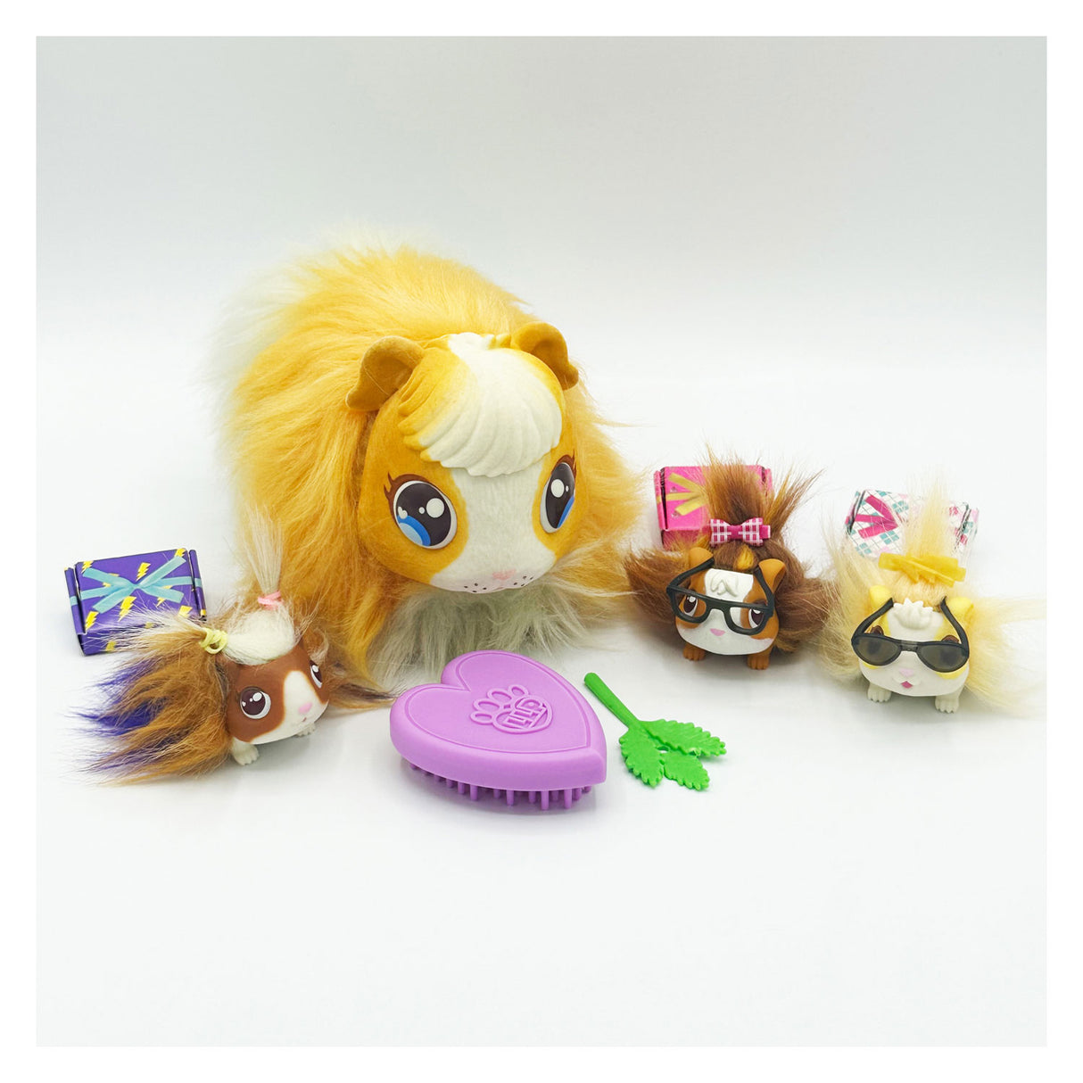 Moose Toys Little Live Pets Mama Surprise Mini Play Figure Gadia