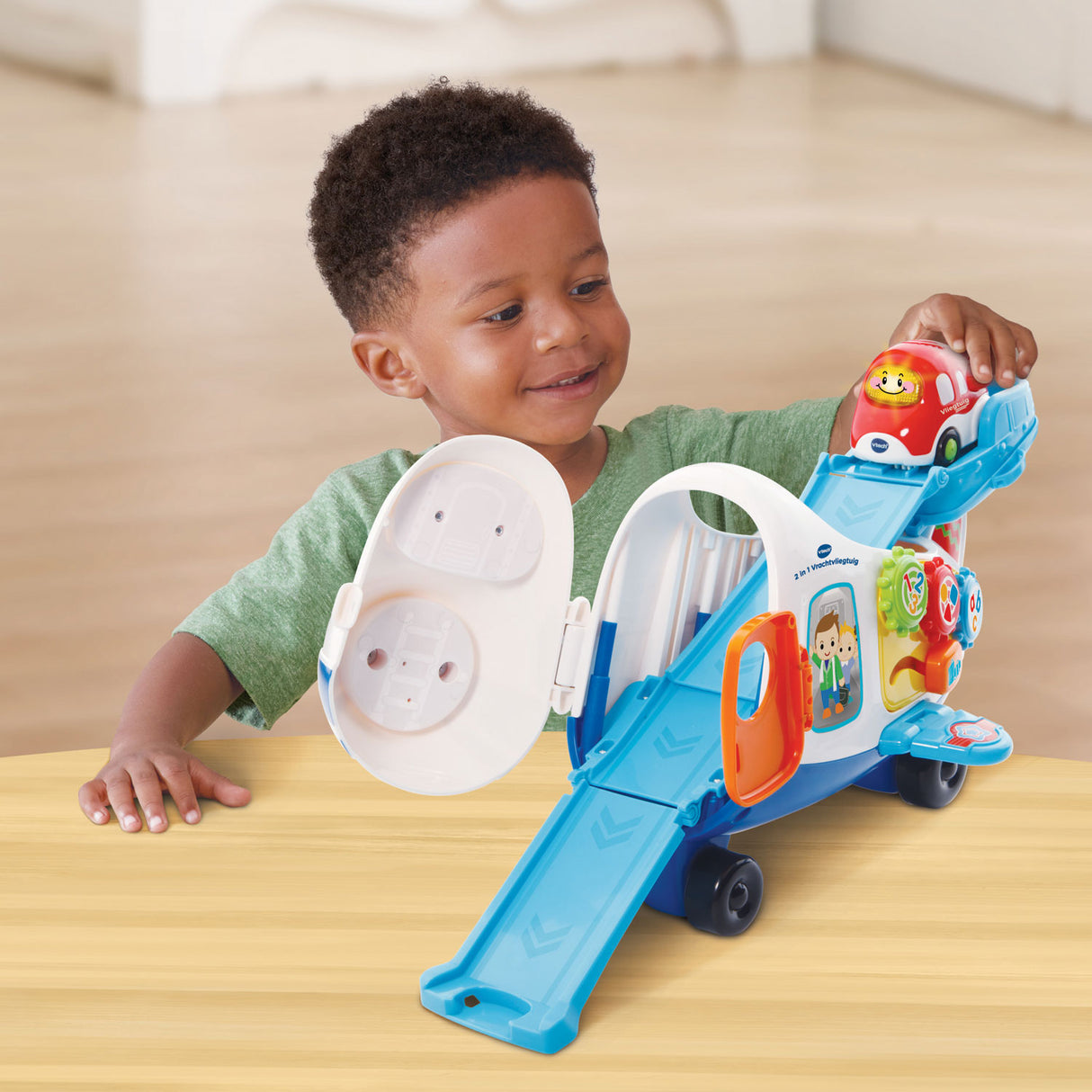 VTech - Toet Toet Auto: 2 v 1 nákladní letadlo