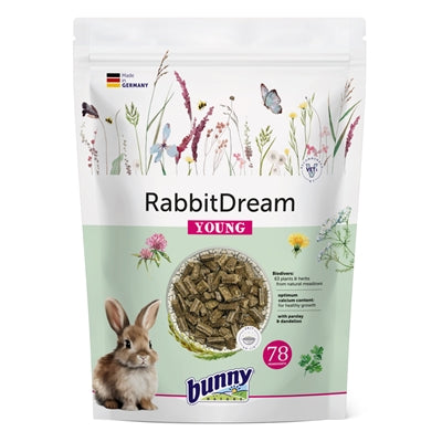 Bunny nature Konijnendroom young