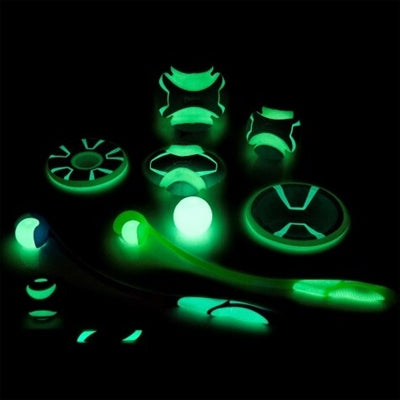 Chuckit max glow ultra squeekerbal vert