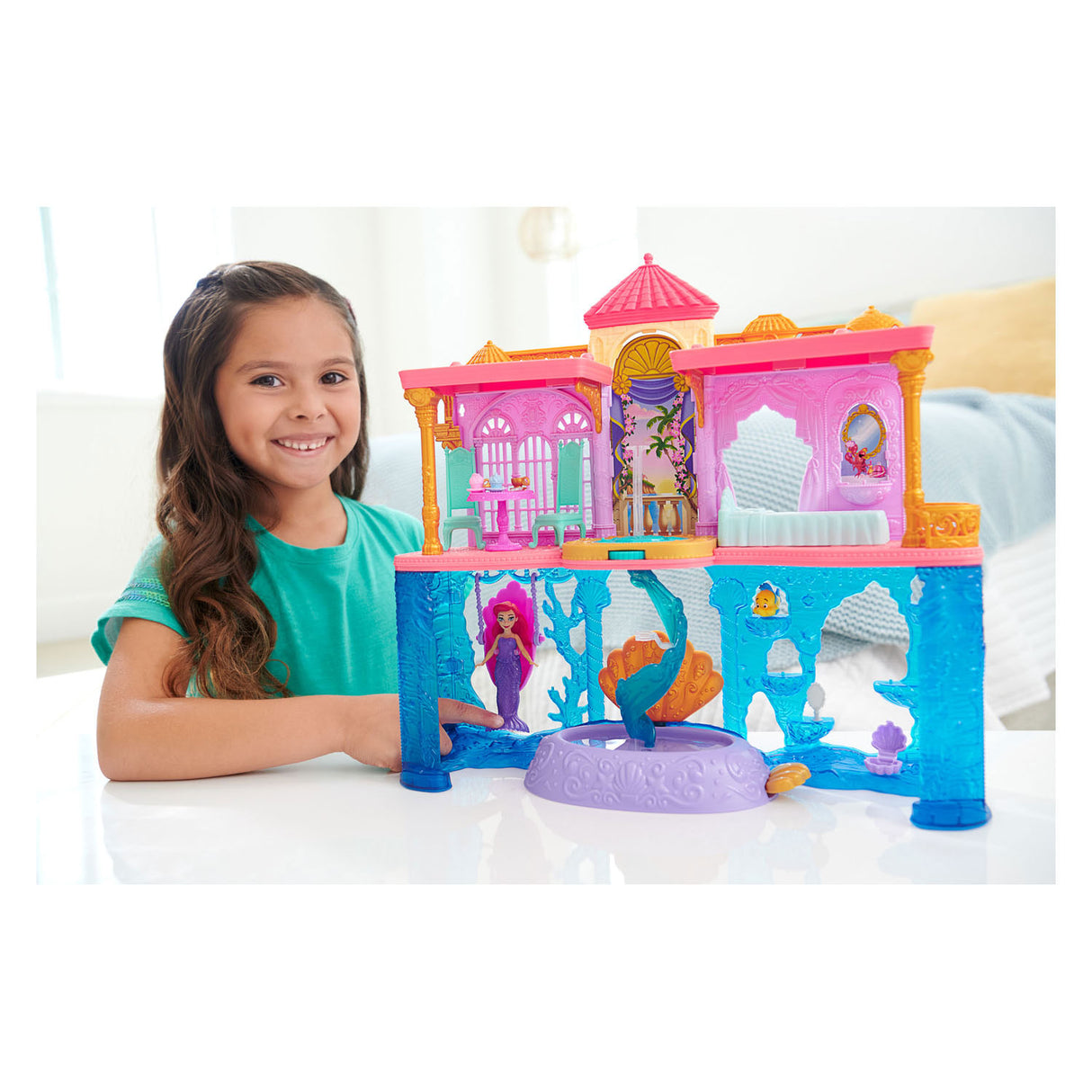 Mattel Disney Princess Artiels Land and Sea Kaseel Dollhouse