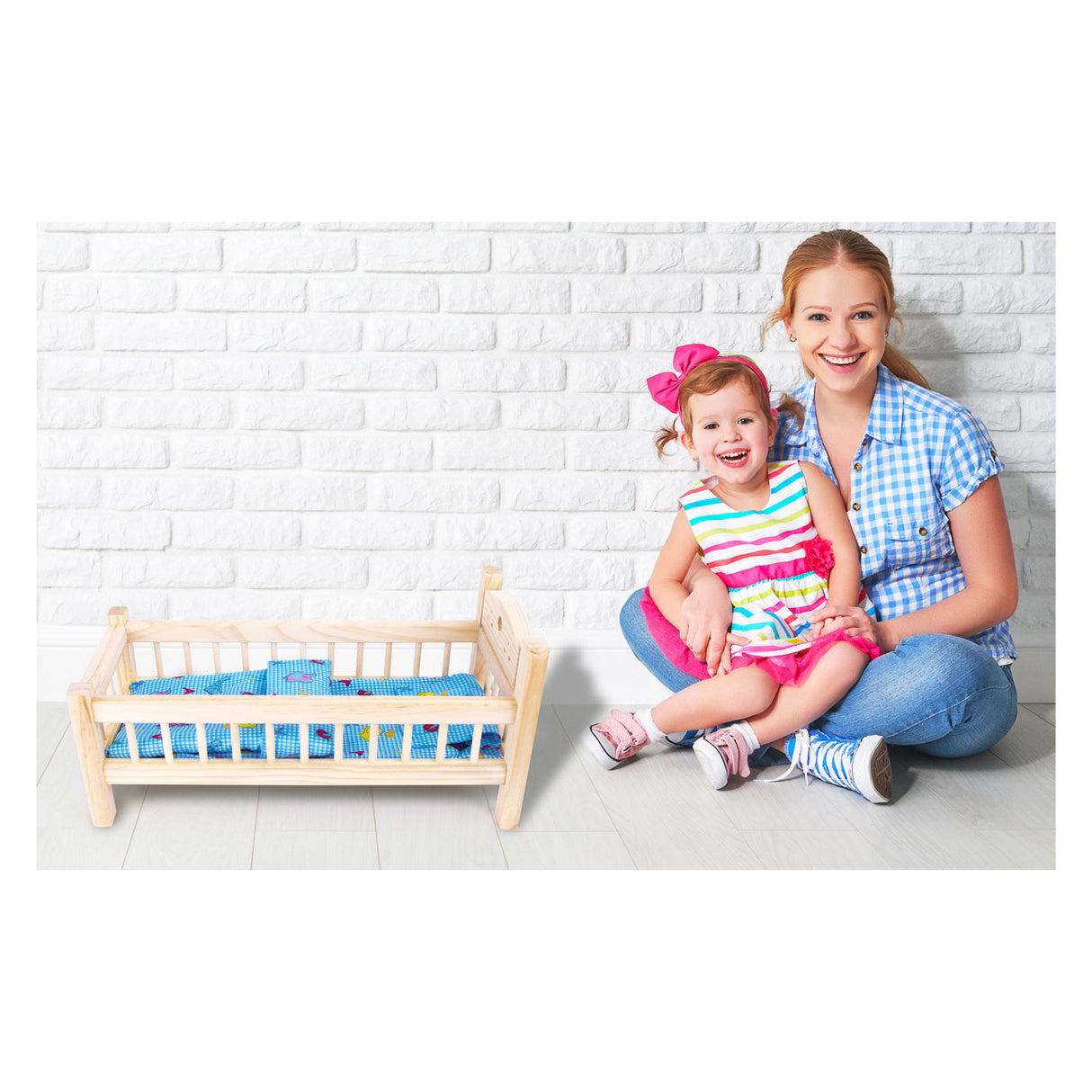 Piccole piede - Letto per bambole in legno ovviamente con biancheria da letto, 4ldg.