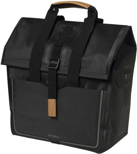 BASIL Urban Dry Shopper - Vandtæt cykelkøber, vegansk læderdetaljer, justerbar lukning, refleksion, mat sort