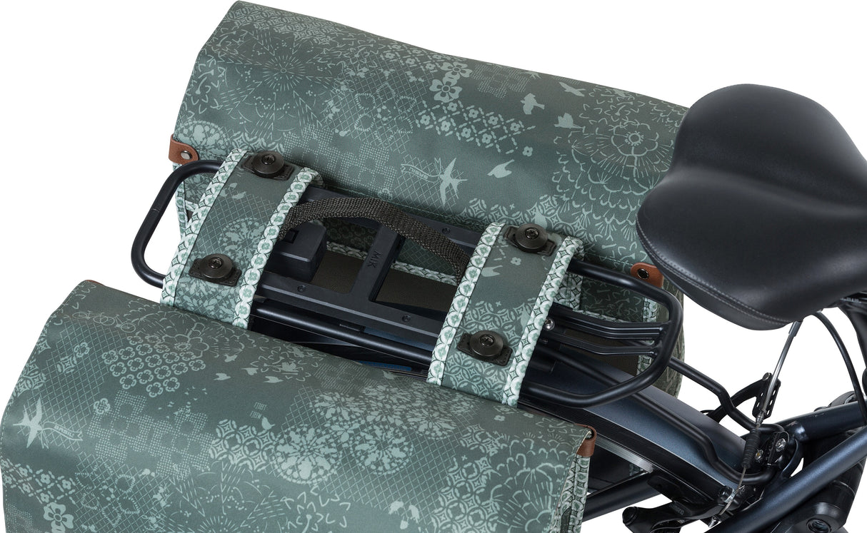 Basil Bohème Double Bicycle Bag - Green, Water -Retoting, 35L, including Mik Adapterplaat