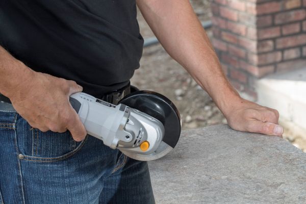AC ACLE ANCLE GRINDER 115 mm (MaxxPack 18V).