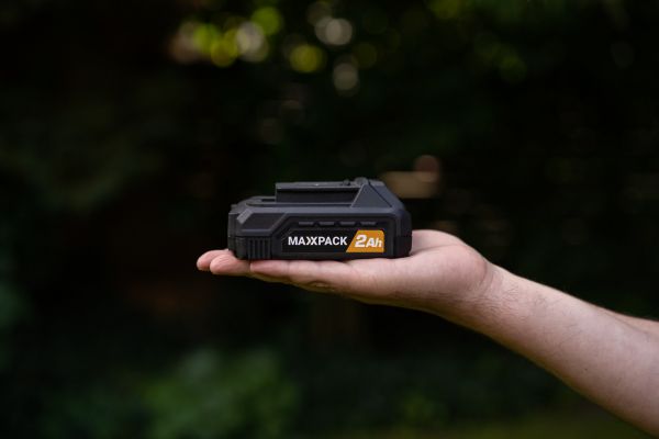 AC battery 2ah (Maxxpack 18v).