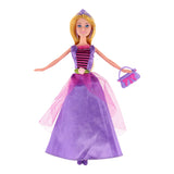 Calleigh Pop avec garde-robe violet