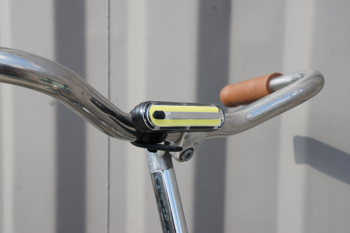 Urbanprowron Voorlicht recargable Ultra Bright