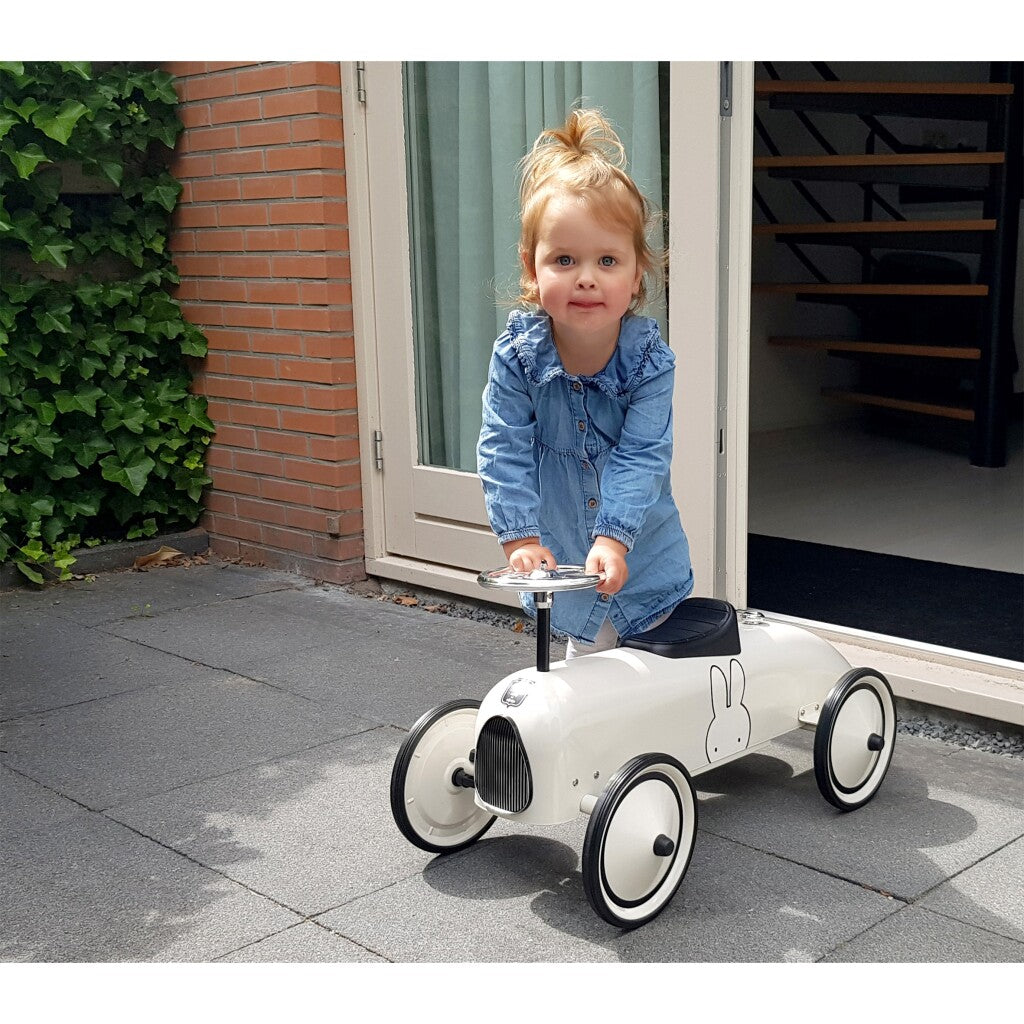Nijntje retro loopauto wit zwart