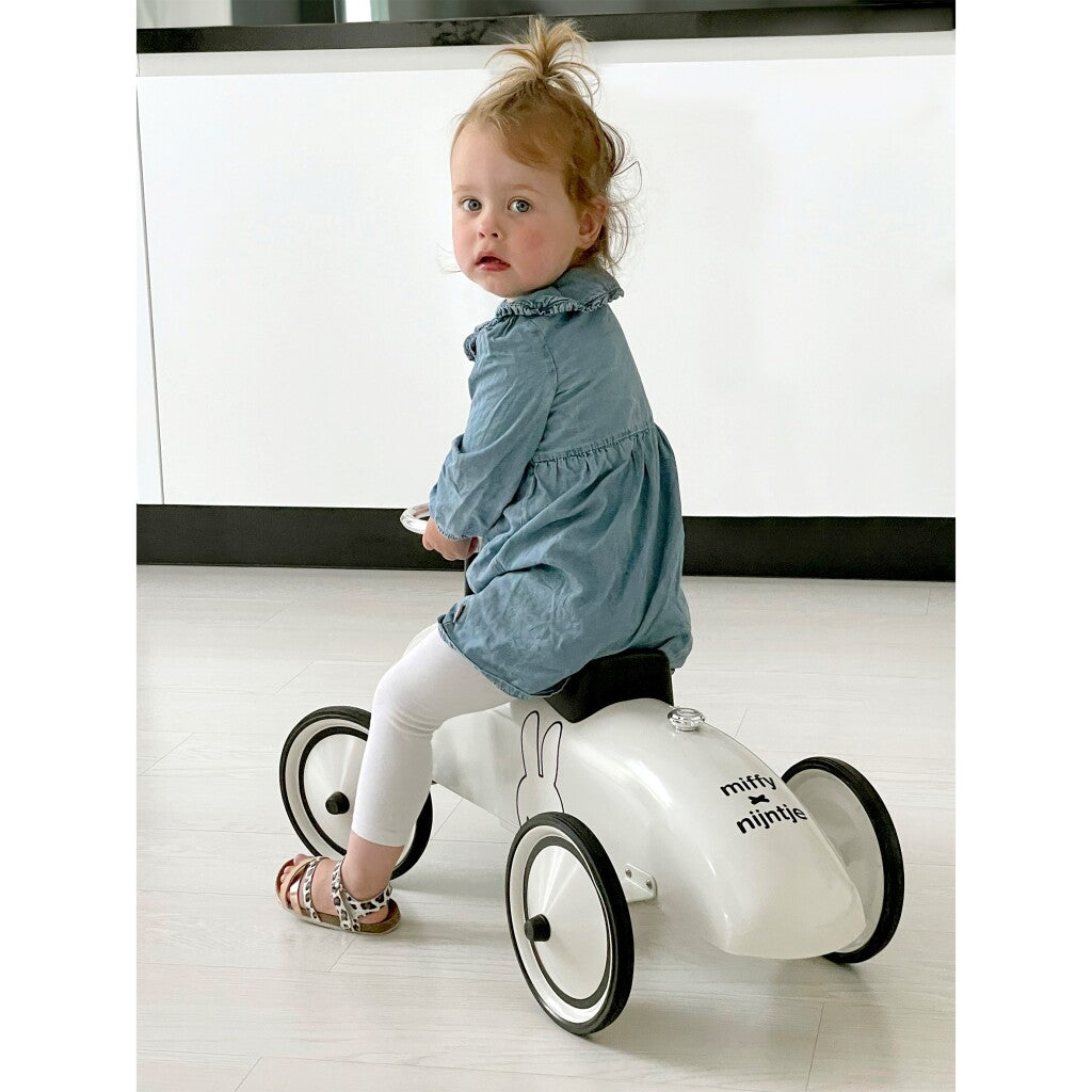 Nijntje retro loopauto wit zwart
