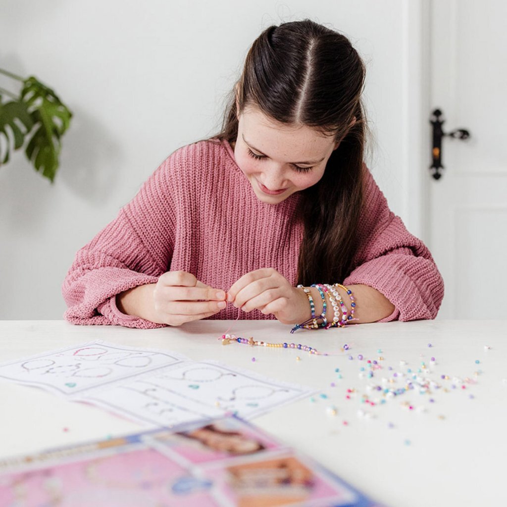 Make Totum sparkling bracelets