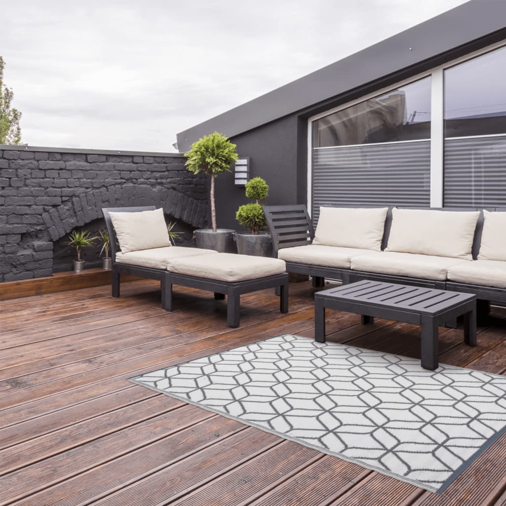 Esschert Design Esschert Design Outdoor Rug 180x121 cm Gray and White OC25