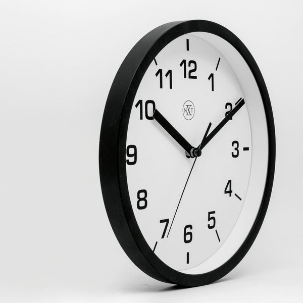 Nextime NX-7321WW Wall Clock NXT DIAMETER 20 cm plast sort, hvid urskive
