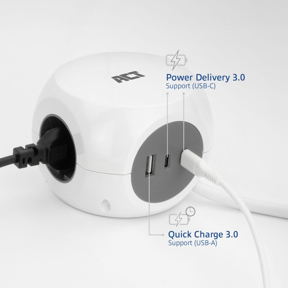 ACT Connectivity Socket Kubus mit 3 Sockets, 30W D.