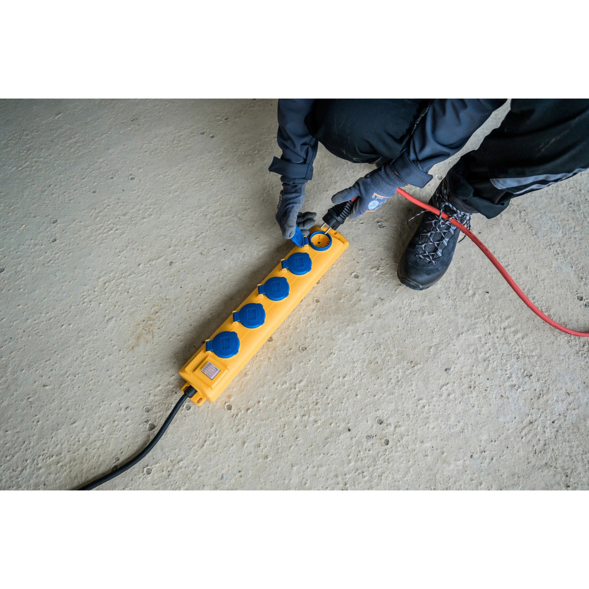 Brennenstuhl Super-Solid SL 554 Plug Distributør Udendørs stik
