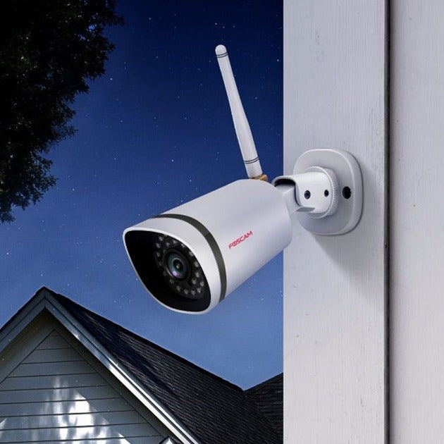 Foscam Fi9910W WiFi Outside IP Camera