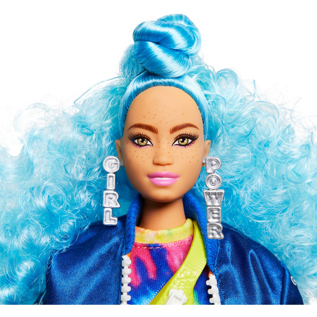 Mattel Extra Doll #4 con skateboard 2 gattini