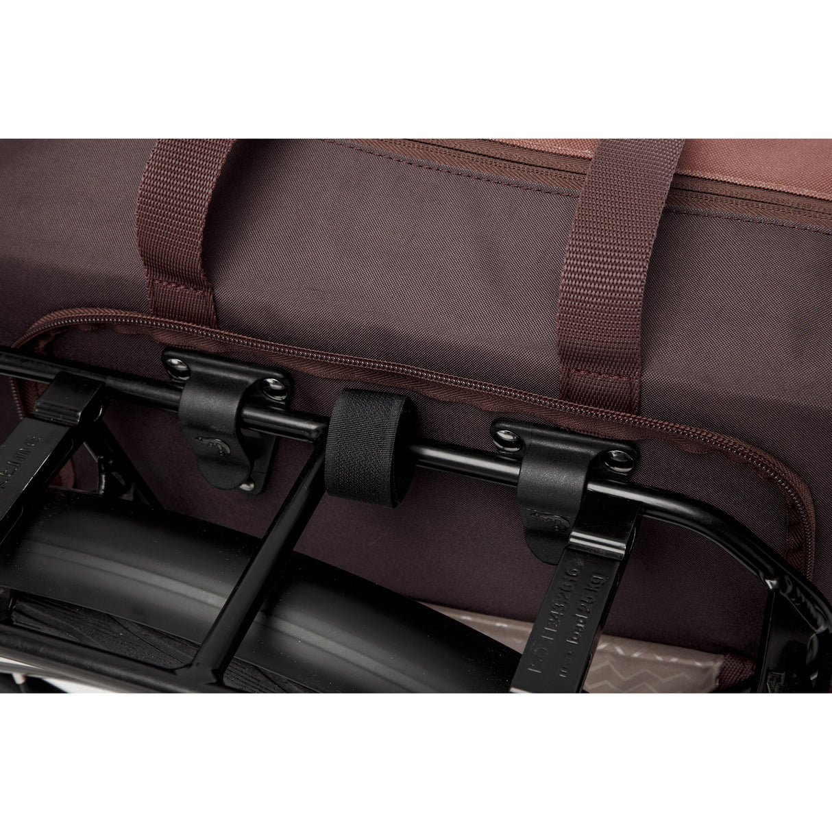 Nový kotník TAS Looxs Tendo | Oslo | Bordeaux Red | 21l
