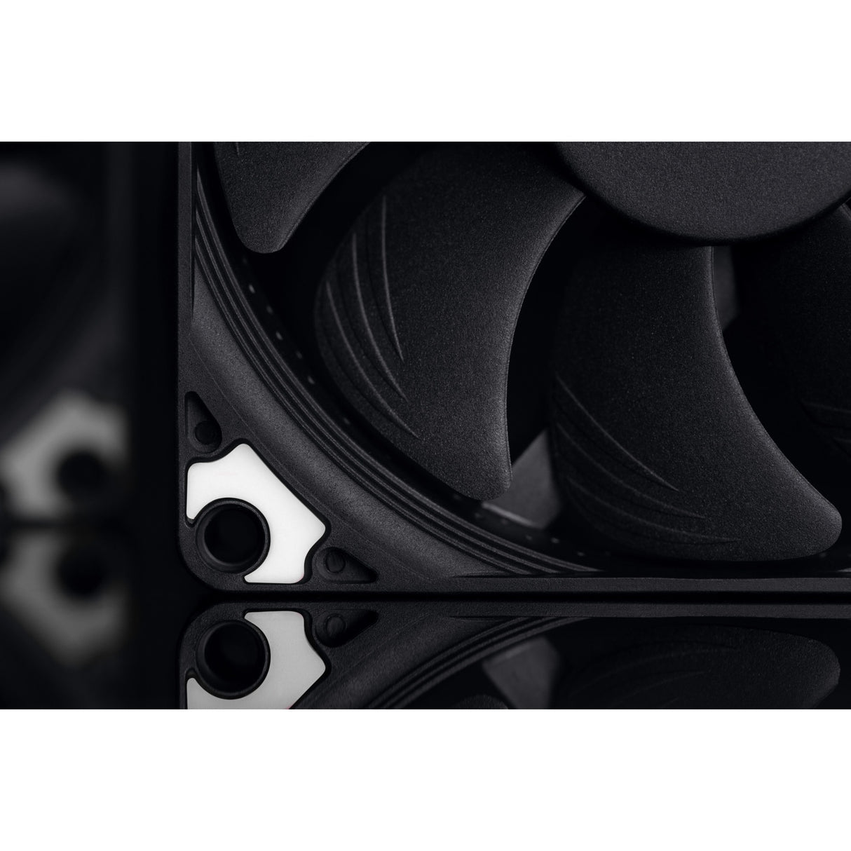 Noctua NF-A9x14 HS-PWM chromax.black