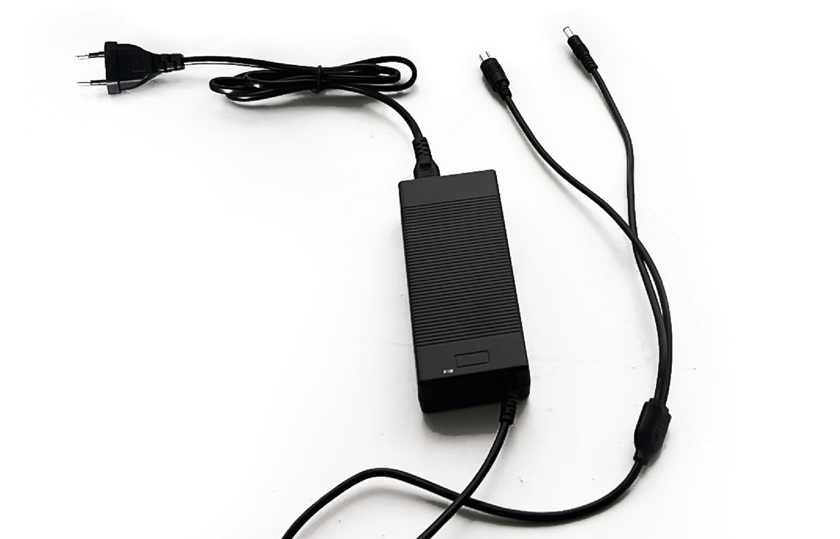 Pro-montéiert duebel Léierpersoun 42 Volt Chargeur fir 36V Schrëtt
