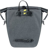 Basil Navigator Storm Fietstas L - Sporty and Functional Single Bicycle Bag - Waterproof - Black