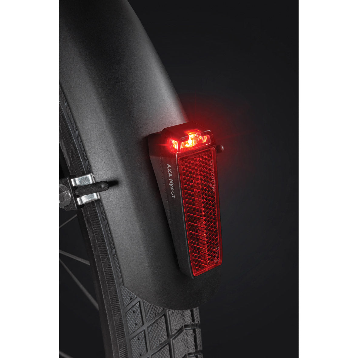Spritzlicht Axa nyx Dynamo Steady