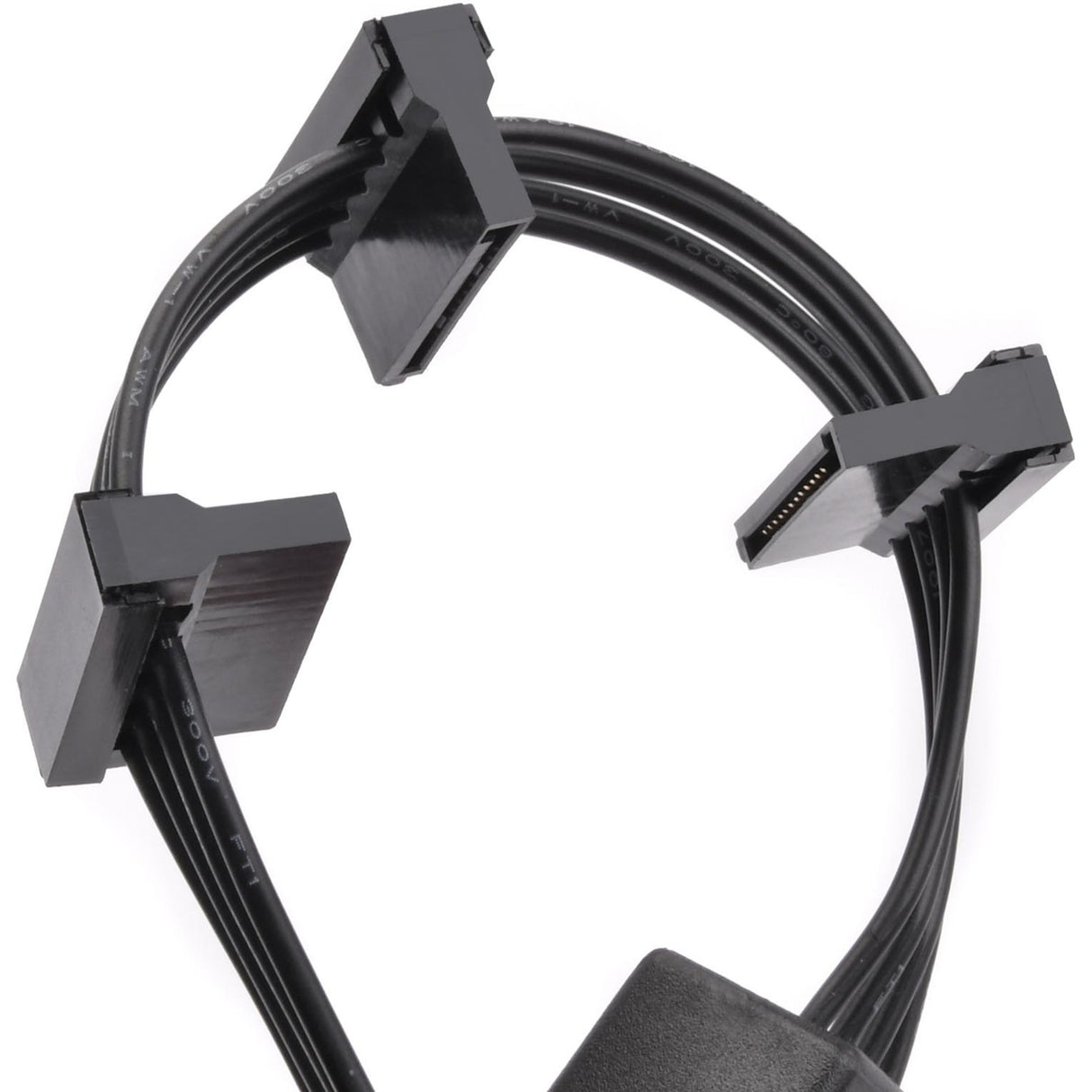 Silverstone SST-CP06-E4, 1X 15-PIN SATA> 4x 15-pin Sata