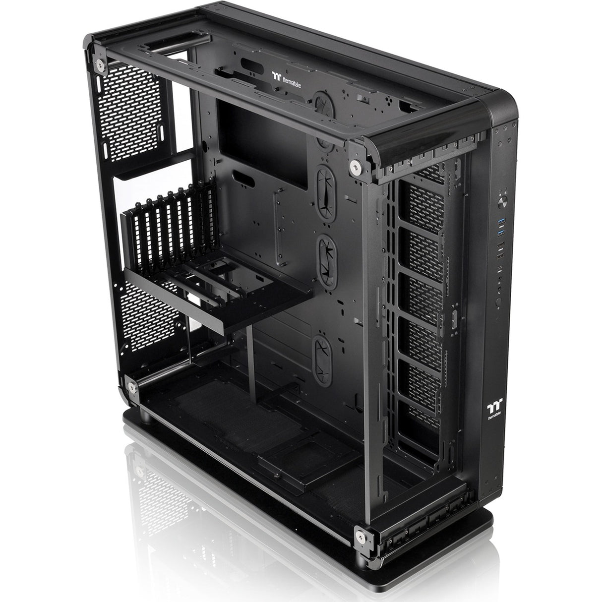 Termaltake Core P8 kaljeno steklo