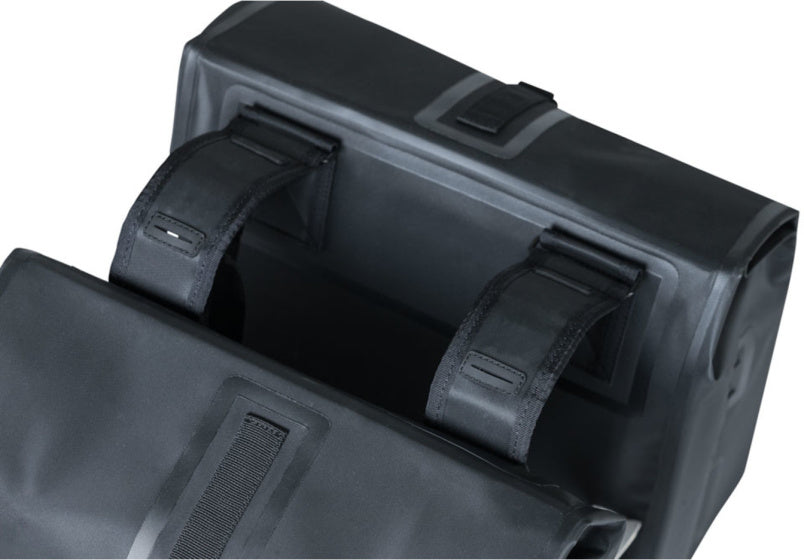 Basil Urban Dry Double Bicycle Sac, étanche, 50L, Matt Black