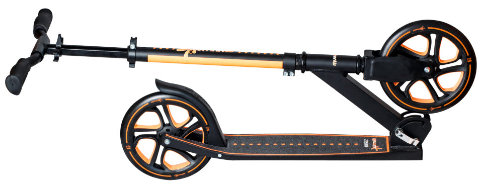Muuwmi 2-wheel Kinderstep Foldable foot brake Black Orange