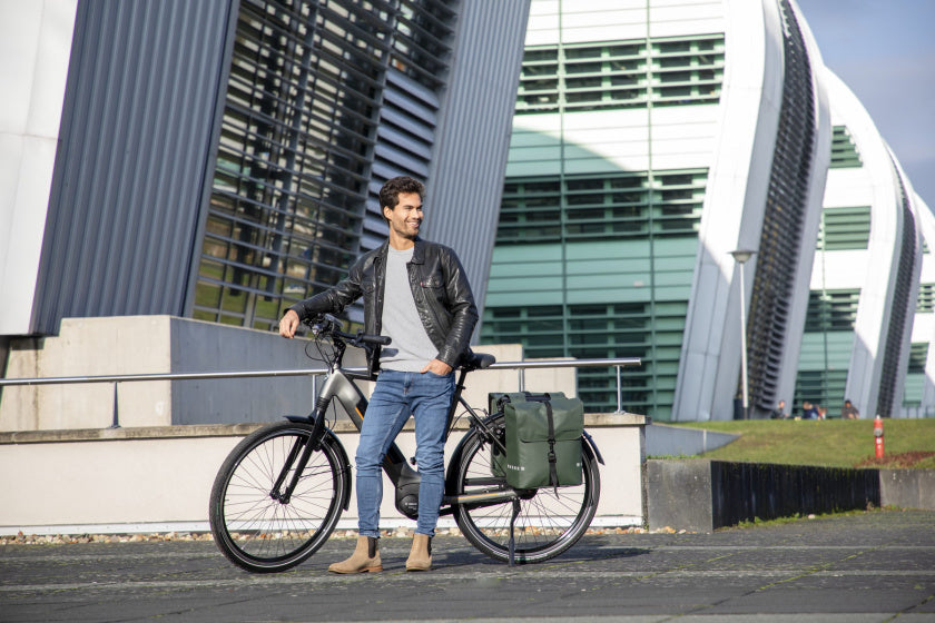 Cykelpose Odense - Tej, rummelig dobbelt rygsæk til elektriske cykler - Grøn