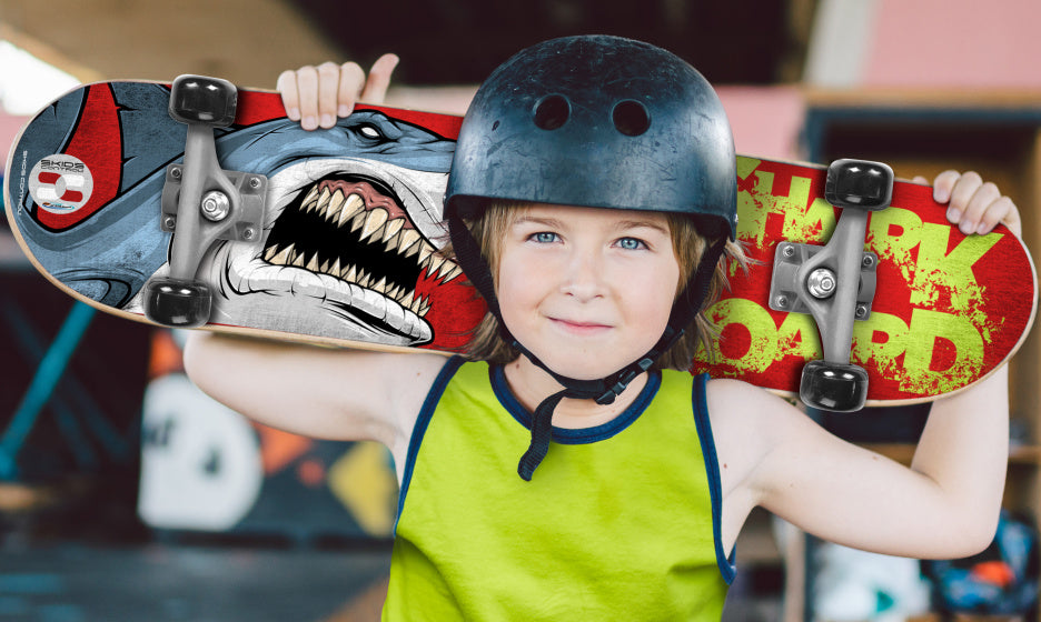 Skids Control Shark Skateboard Junior Wood PVC Rotblau