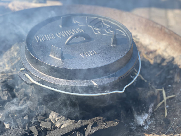Valhal Dutch oven frying pan cast iron without legs 8 l
