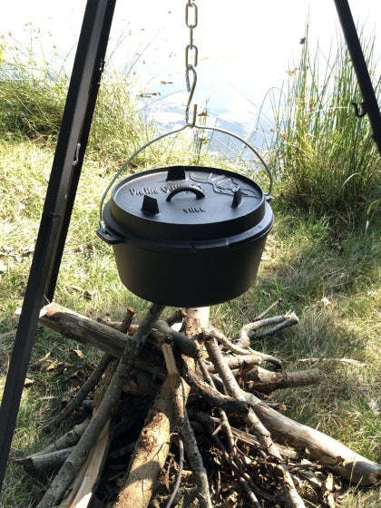 Valhal Dutch oven frying pan cast iron without legs 8 l