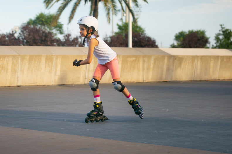 Playlife Inline skates Joker hardboot 82A zwart geel maat 37-40